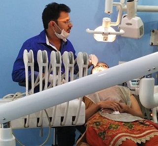 Dental Surgeon in Kadambari Nagar | Ashish Dental Care